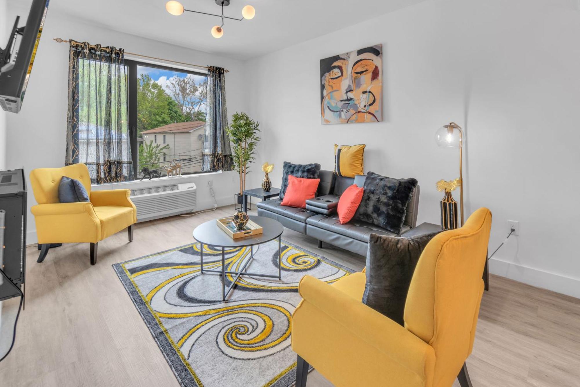 Apartment Royal Oasis Indoor Pool, Free Parking, Near Nyc