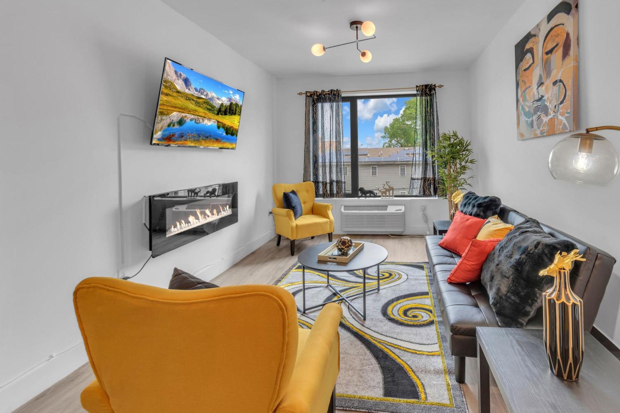 Royal Oasis Indoor Pool, Free Parking, Near Nyc Apartment Elizabeth